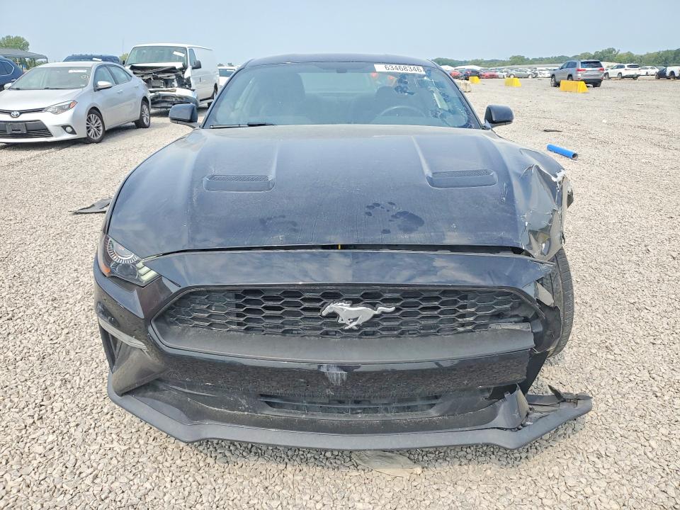 63468346 :رقم المزاد ، 1FA6P8THXJ5179941 vin ، 2018 Ford Mustang مزاد بيع