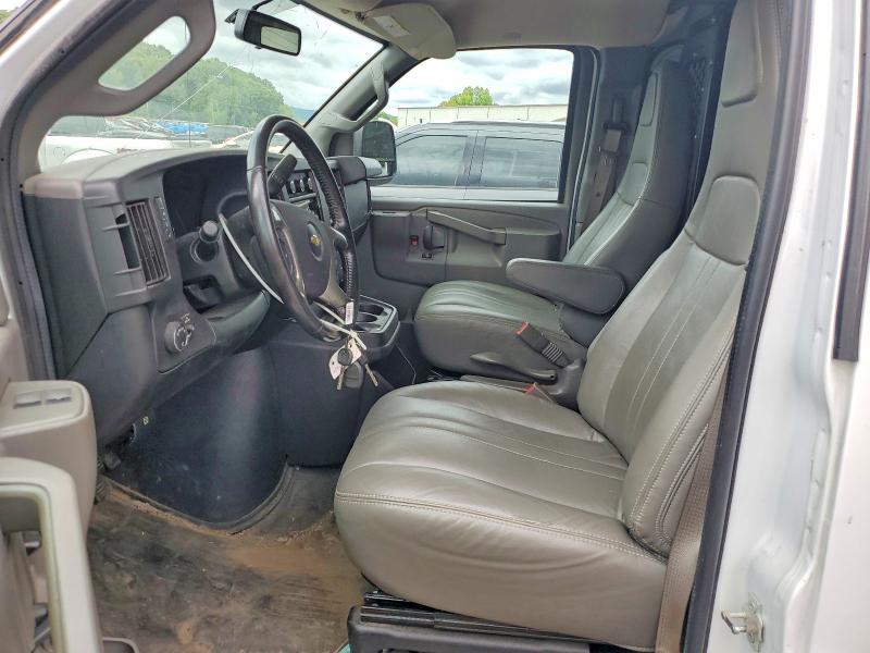 60961056 :رقم المزاد ، 1GCWGAFP1K1367549 vin ، 2019 Chevrolet Express G2500 مزاد بيع
