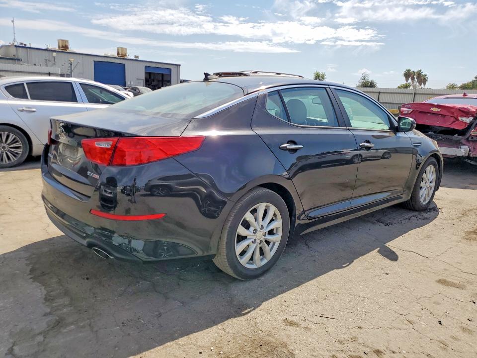 2015 Kia Optima მანქანა იყიდება აუქციონზე, vin: 5XXGN4A73FG437985, აუქციონის ნომერი: 64829776