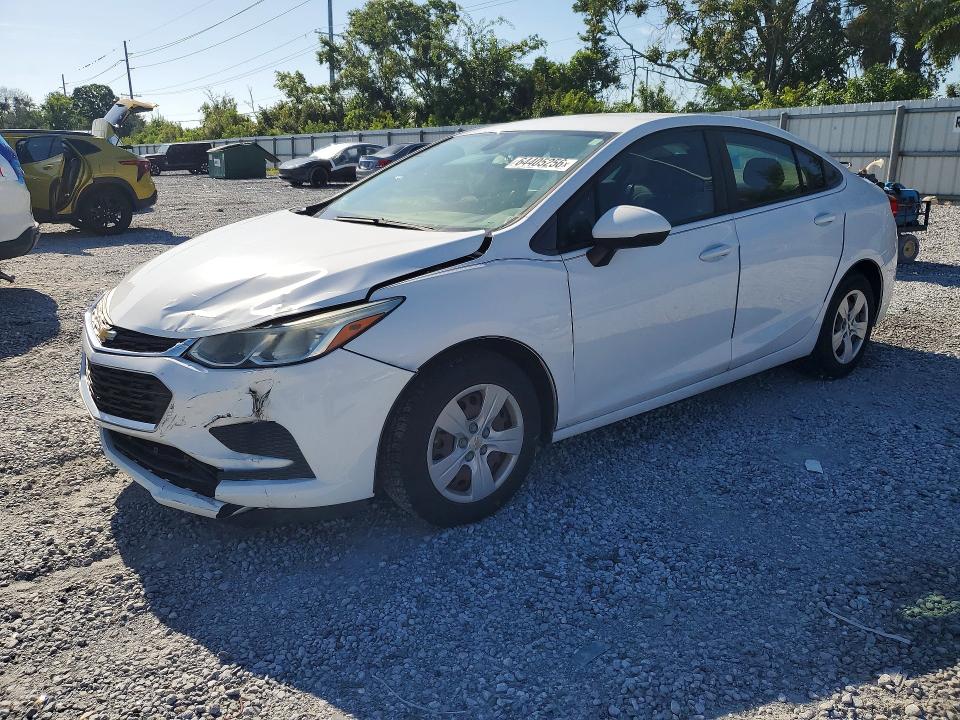 2018 Chevrolet Cruze მანქანა იყიდება აუქციონზე, vin: 1G1BC5SM0J7225050, აუქციონის ნომერი: 64405256