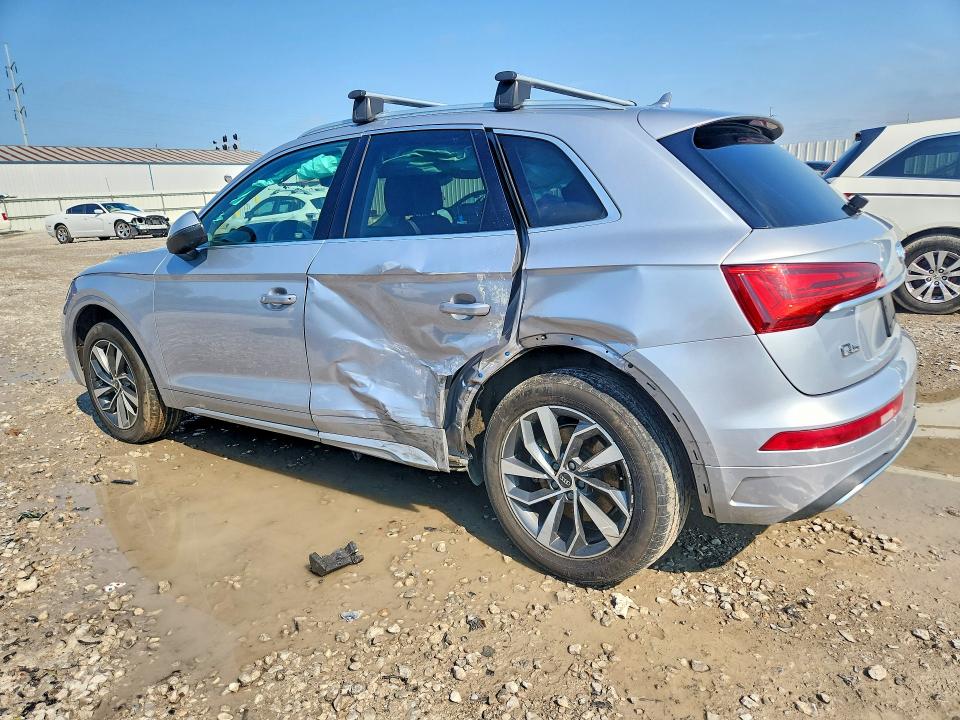 64920786 :رقم المزاد ، WA1BAAFY9M2113829 vin ، 2021 Audi Q5 مزاد بيع