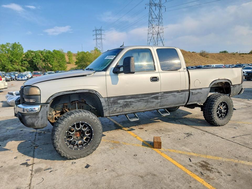 62635636 :رقم المزاد ، 1GTEK19B75E340332 vin ، 2005 Gmc New Sierra مزاد بيع