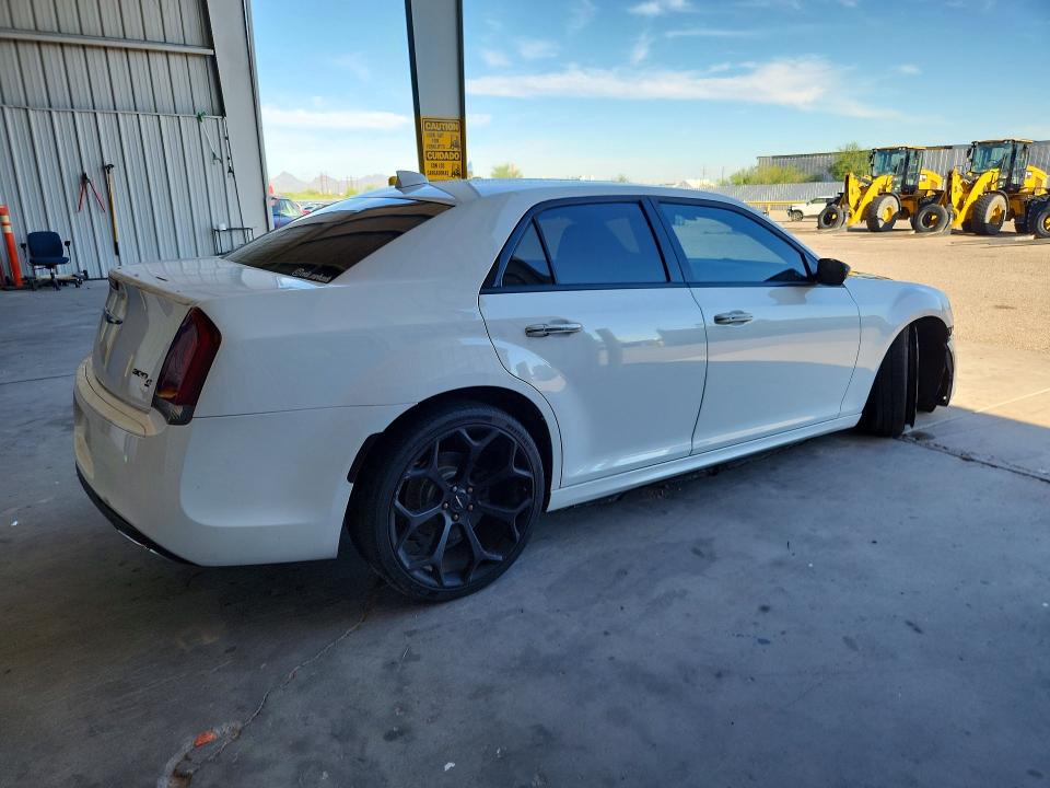 Aukcja sprzedaży 2017 Chrysler 300, vin: 2C3CCABG5HH526768, numer aukcji: 64655966