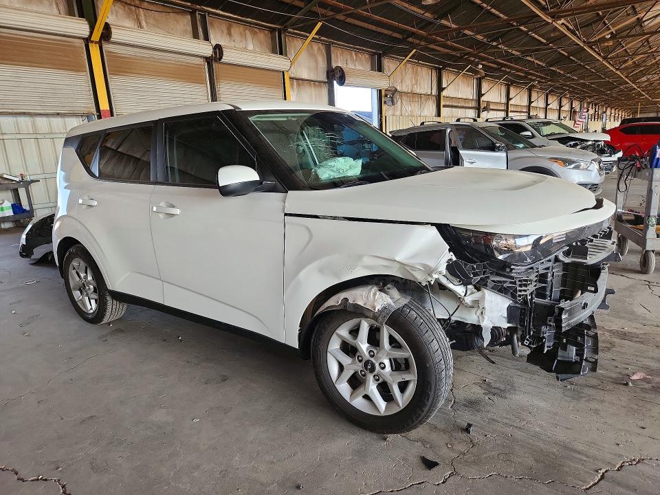 64314466 :رقم المزاد ، KNDJ23AU8P7848419 vin ، 2023 Kia Soul مزاد بيع
