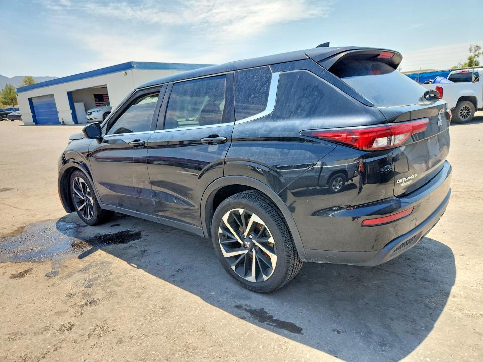 Продаж на аукціоні авто 2022 Mitsubishi Outlander, vin: JA4J4TA89NZ064162, номер лоту: 64480736