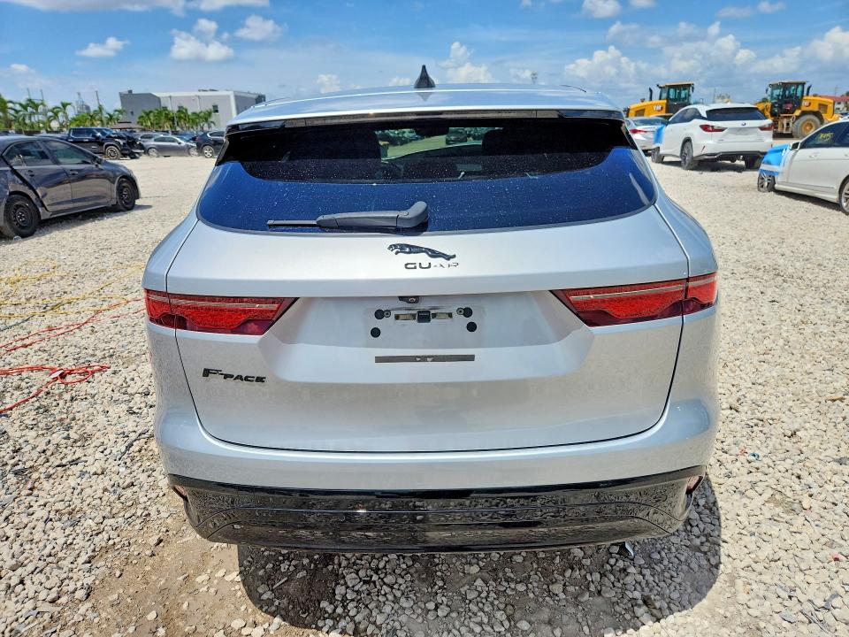 Продаж на аукціоні авто 2022 Jaguar F-pace, vin: SADCJ2EX5NA700422, номер лоту: 65691526
