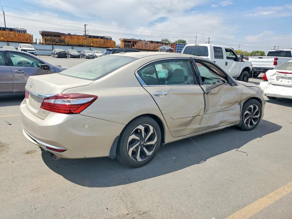 2016 Honda Accord მანქანა იყიდება აუქციონზე, vin: 1HGCR3F88GA031200, აუქციონის ნომერი: 65511056