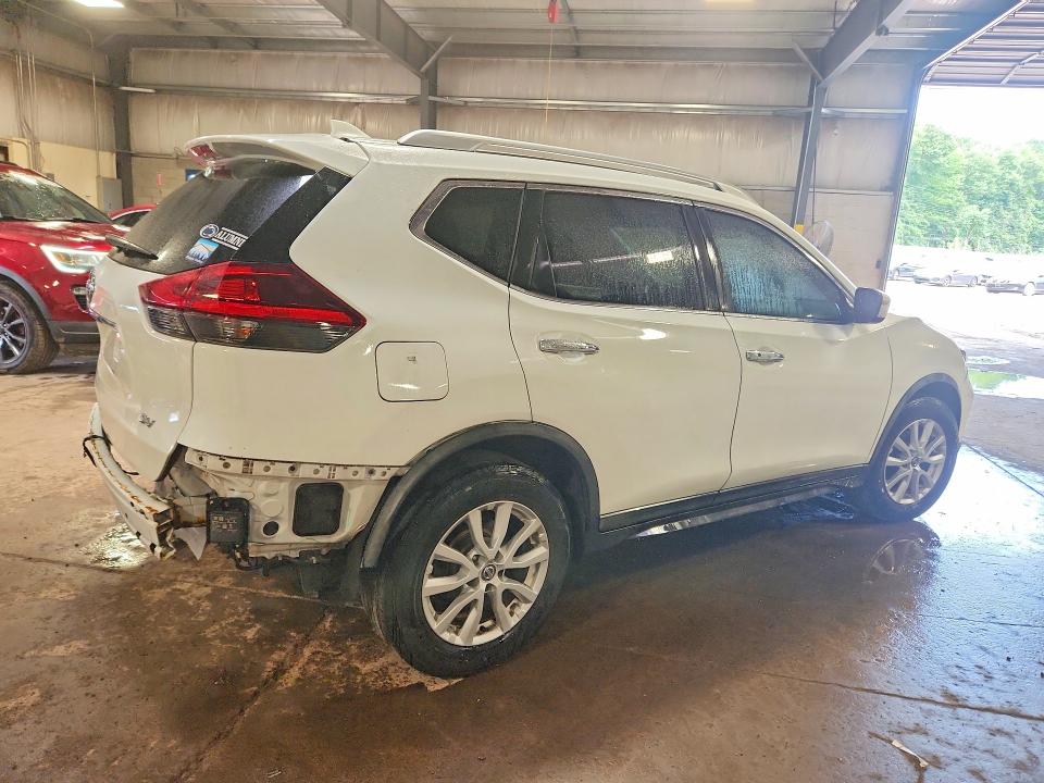 Продаж на аукціоні авто 2018 Nissan Rogue, vin: KNMAT2MT2JP523928, номер лоту: 64750756