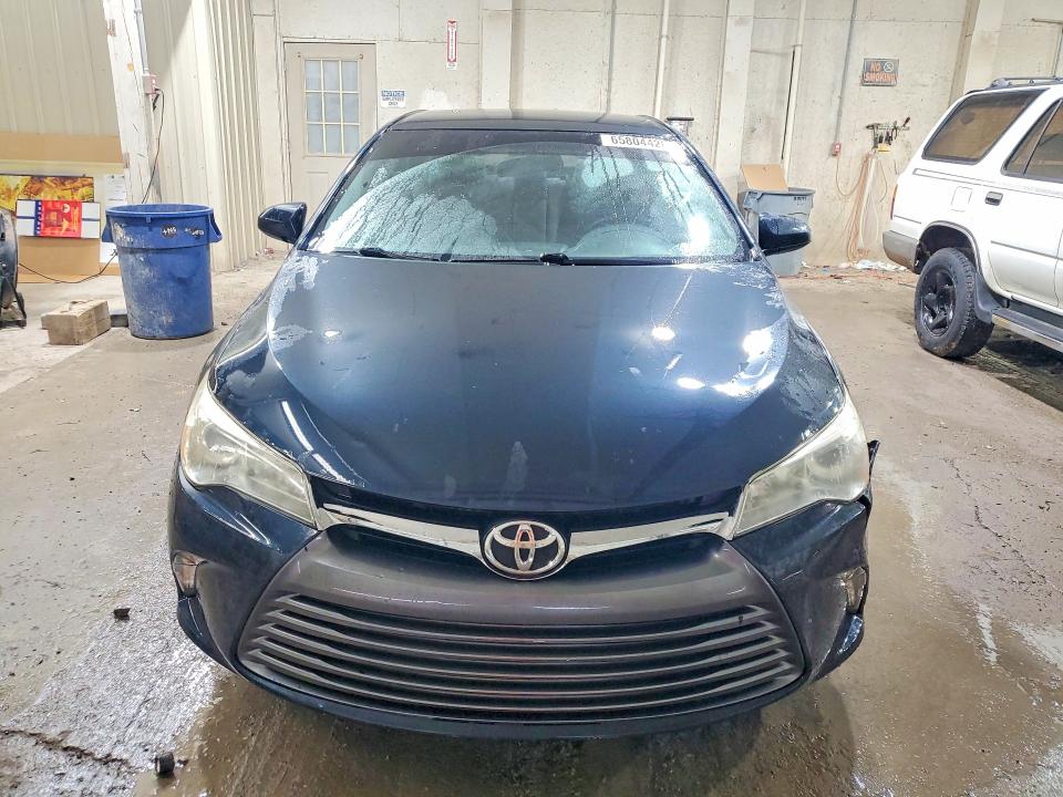 Продаж на аукціоні авто 2015 Toyota Camry, vin: 4T4BF1FK6FR506702, номер лоту: 65804426