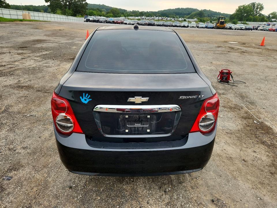 Продажа на аукционе авто 2015 Chevrolet Sonic, vin: 1G1JC5SH7F4112882, номер лота: 64445106