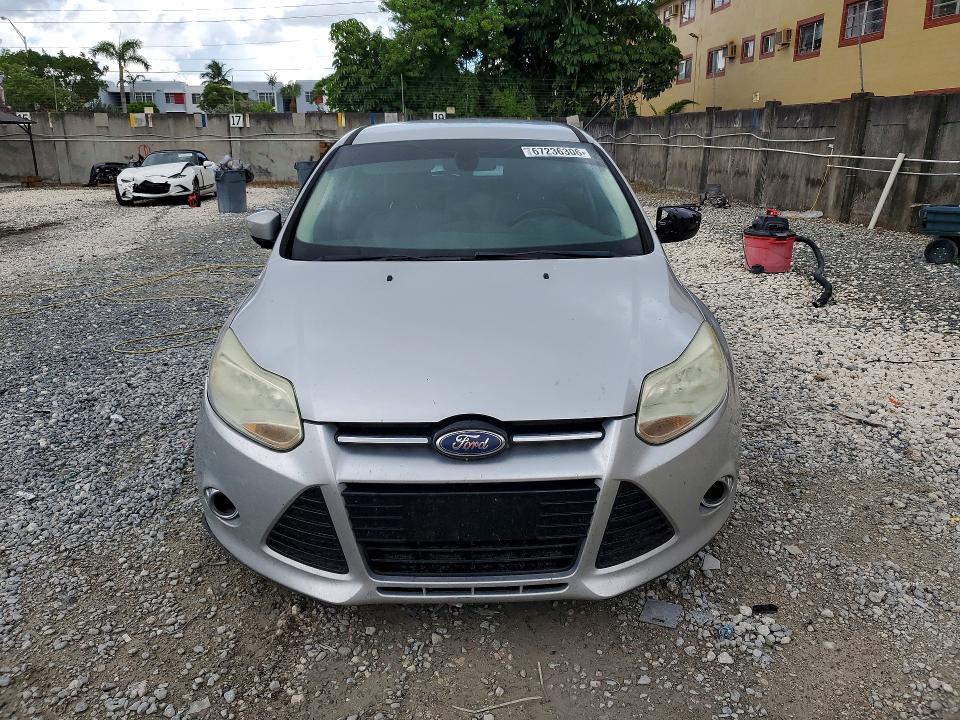 67236306 :رقم المزاد ، 1FAHP3M22CL160563 vin ، 2012 Ford Focus مزاد بيع