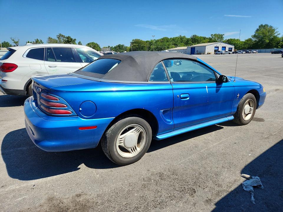 1994 Ford Mustang მანქანა იყიდება აუქციონზე, vin: 1FALP4445RF142650, აუქციონის ნომერი: 64266696