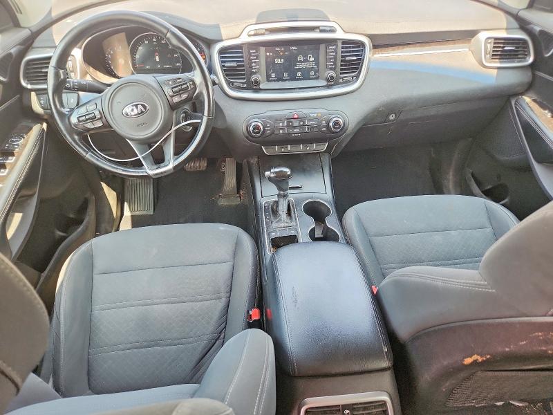2017 Kia Sorento მანქანა იყიდება აუქციონზე, vin: 5XYPG4A52HG269764, აუქციონის ნომერი: 64745186
