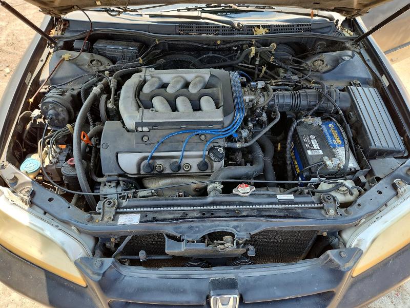 Продаж на аукціоні авто 1998 Honda Accord, vin: 1HGCG1657WA054417, номер лоту: 64900176