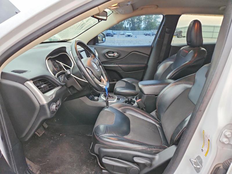 64606236 :رقم المزاد ، 1C4PJMBS6FW667436 vin ، 2015 Jeep Cherokee مزاد بيع