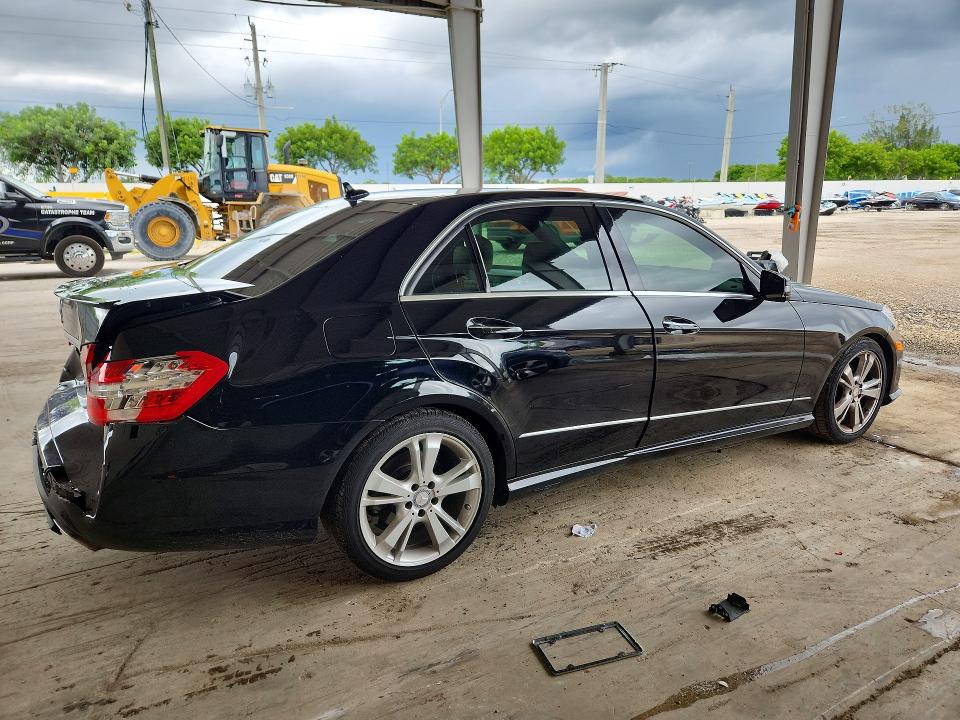 67287666 :رقم المزاد ، WDDHF5KB1DA693907 vin ، 2013 Mercedes-benz E مزاد بيع