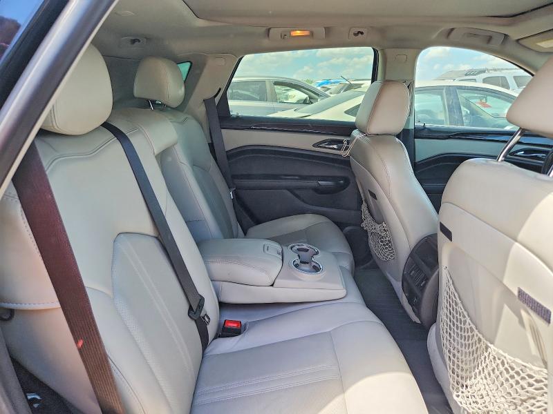 65881226 :رقم المزاد ، 3GYFNBE31FS582065 vin ، 2015 Cadillac Srx مزاد بيع