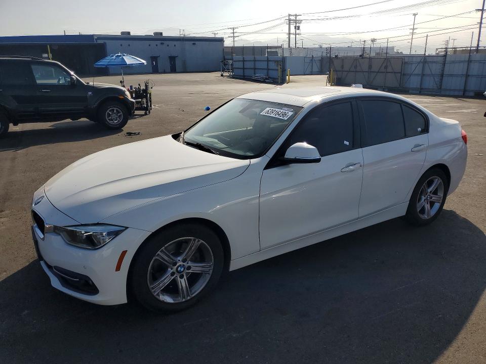 2016 Bmw 328 მანქანა იყიდება აუქციონზე, vin: WBA8E5C53GK388698, აუქციონის ნომერი: 63916496