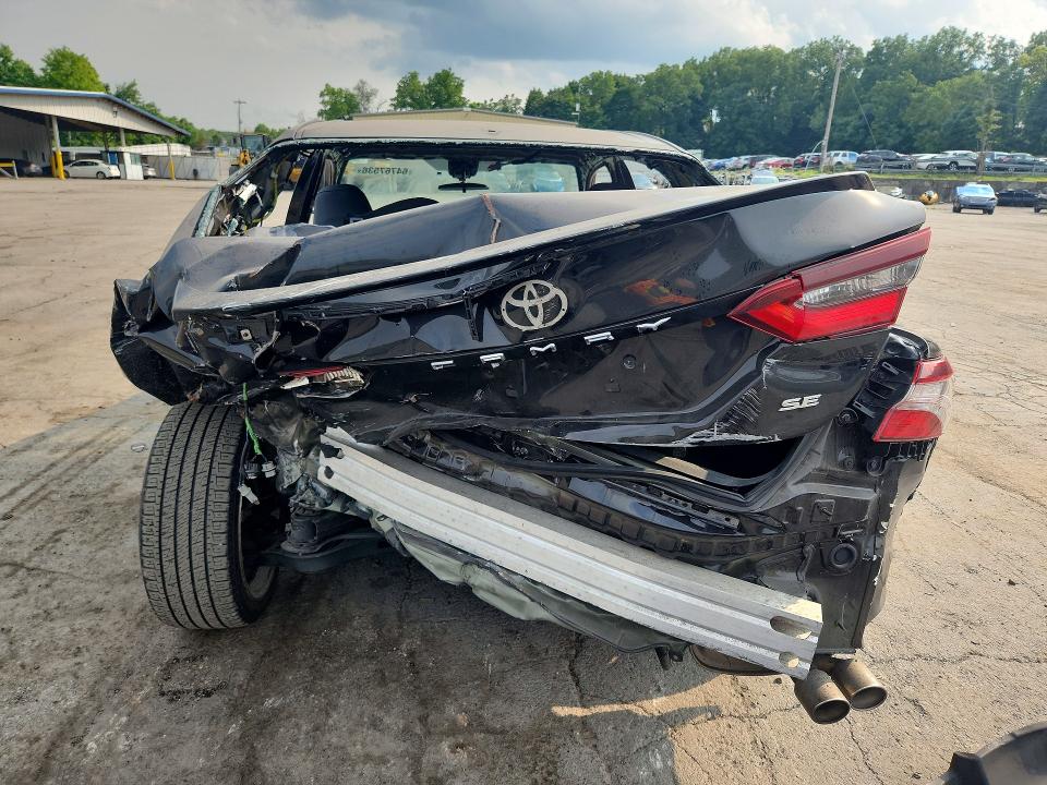 Продаж на аукціоні авто 2022 Toyota Camry, vin: 4T1G11AK7NU076201, номер лоту: 64767536