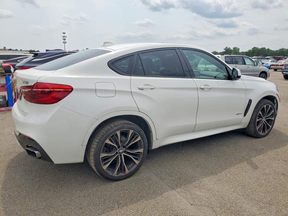 61615496 :رقم المزاد ، 5UXKU2C56J0Z62559 vin ، 2018 Bmw X6 مزاد بيع