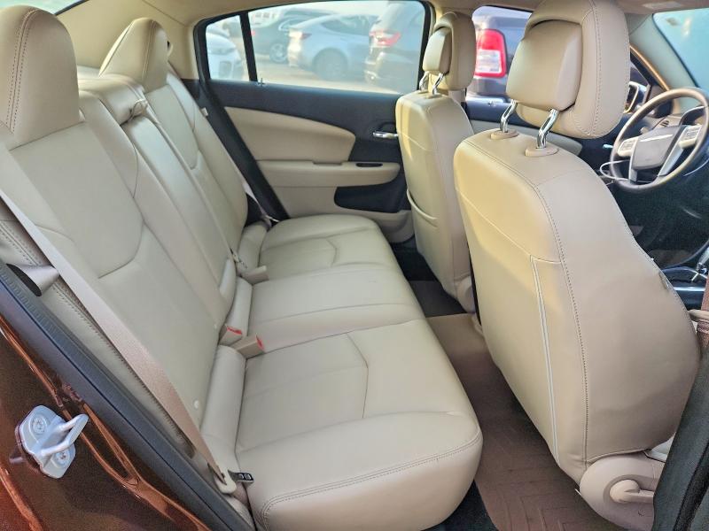 65932976 :رقم المزاد ، 1C3CCBCG2DN618071 vin ، 2013 Chrysler 200 مزاد بيع
