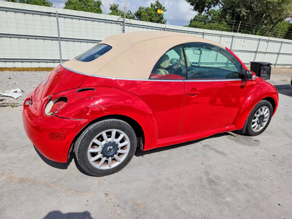 63862456 :رقم المزاد ، 3VWCM31Y55M353486 vin ، 2005 Volkswagen New Beetle مزاد بيع