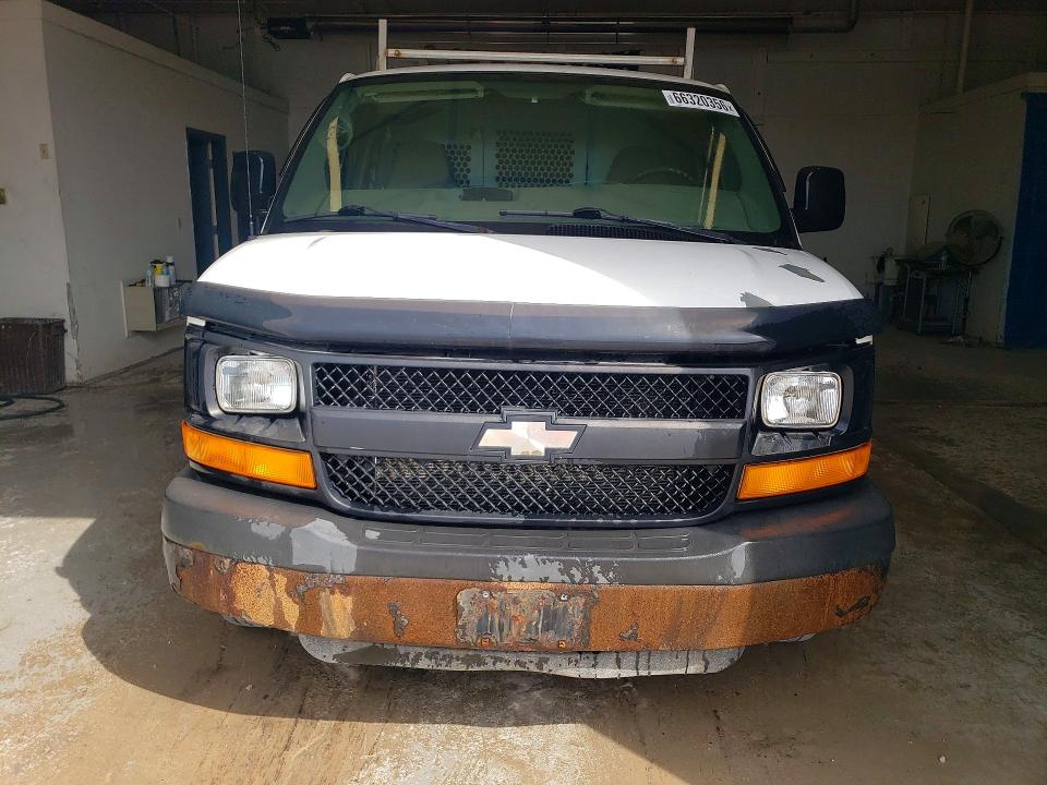 66320356 :رقم المزاد ، 1GCGG25C591135653 vin ، 2009 Chevrolet Express G2500 مزاد بيع