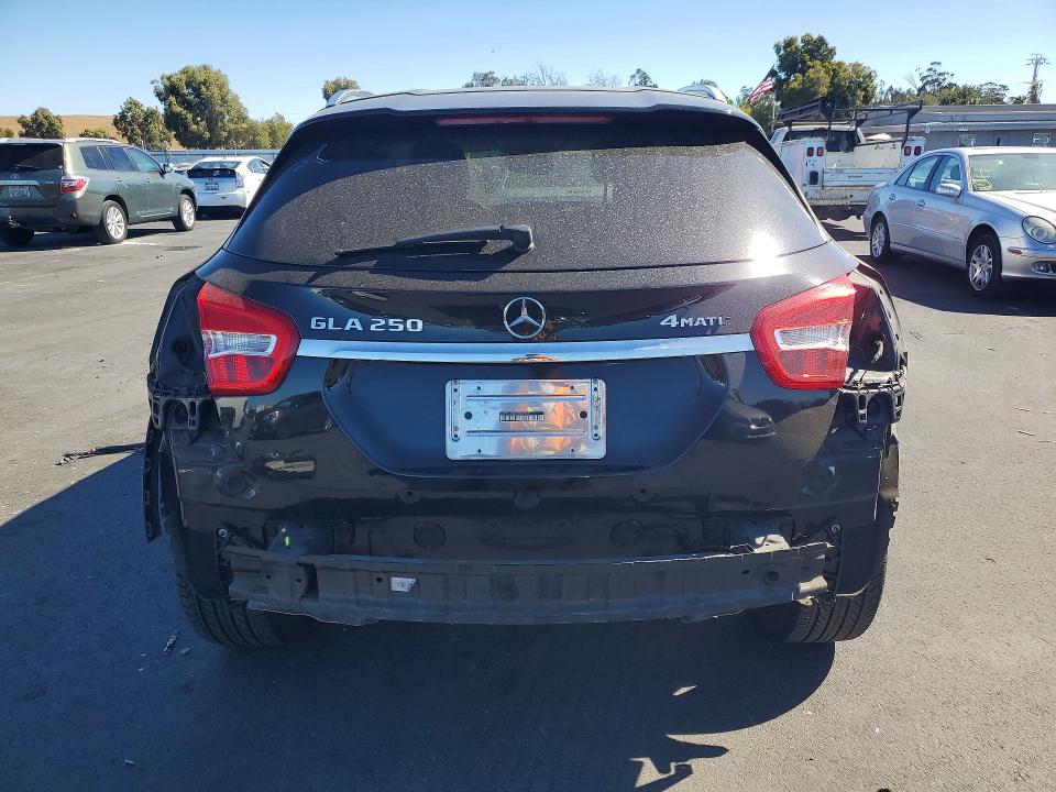 65314596 :رقم المزاد ، WDCTG4GB7HJ357909 vin ، 2017 Mercedes-benz Gla مزاد بيع