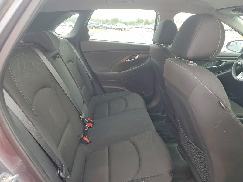 2018 Hyundai Elantra Gt მანქანა იყიდება აუქციონზე, vin: KMHH35LEXJU077351, აუქციონის ნომერი: 65216556