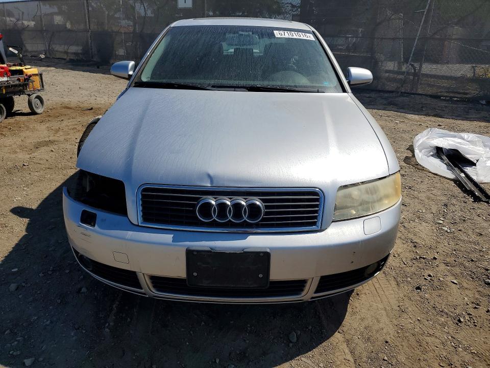 2005 Audi A4 მანქანა იყიდება აუქციონზე, vin: WAUJC68E25A015676, აუქციონის ნომერი: 67101016