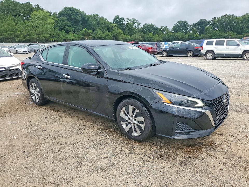 2023 Nissan Altima მანქანა იყიდება აუქციონზე, vin: 1N4BL4BV5PN313922, აუქციონის ნომერი: 64129596