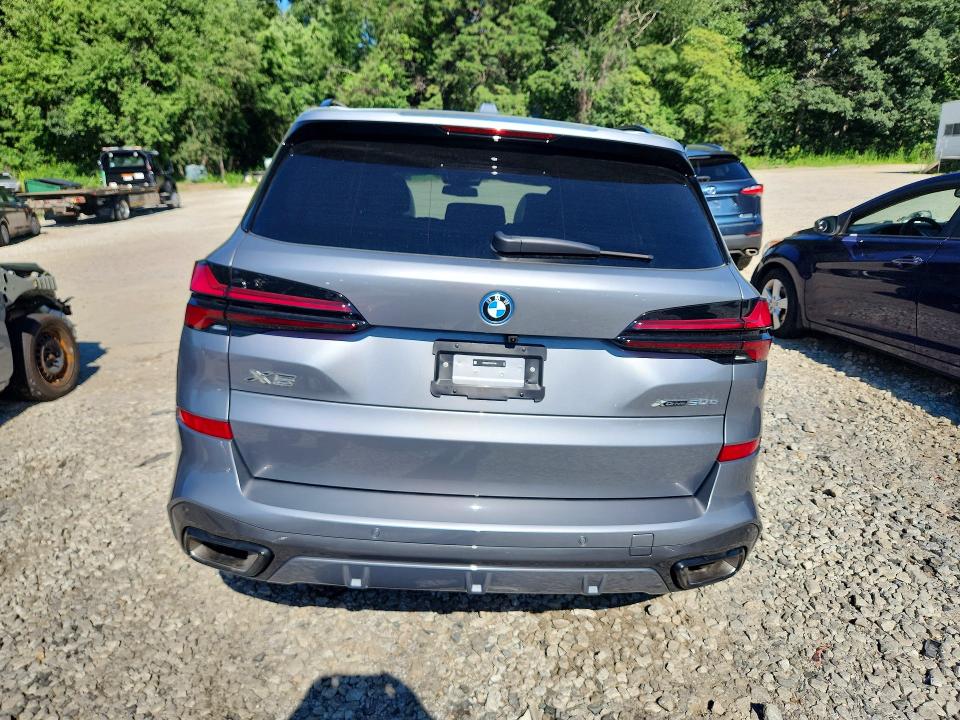 63364386 :رقم المزاد ، 5UX43EU07T9377360 vin ، 2026 Bmw X5 مزاد بيع