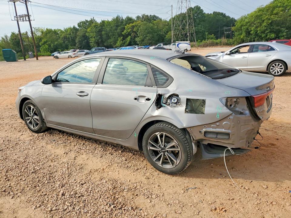 65010306 :رقم المزاد ، 3KPF24AD4NE490504 vin ، 2022 Kia Forte مزاد بيع