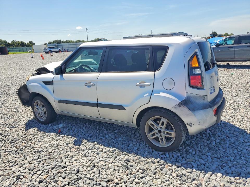 2011 Kia Soul მანქანა იყიდება აუქციონზე, vin: KNDJT2A27B7711728, აუქციონის ნომერი: 64896876