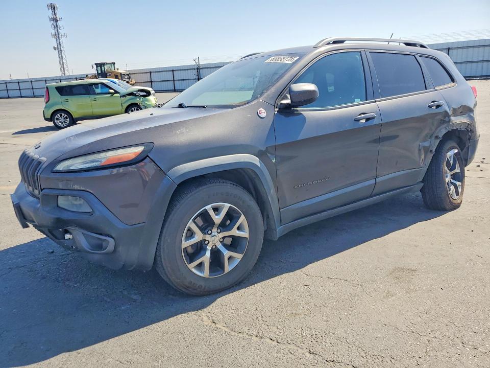 63808776 :رقم المزاد ، 1C4PJMBB8EW244517 vin ، 2014 Jeep Cherokee مزاد بيع