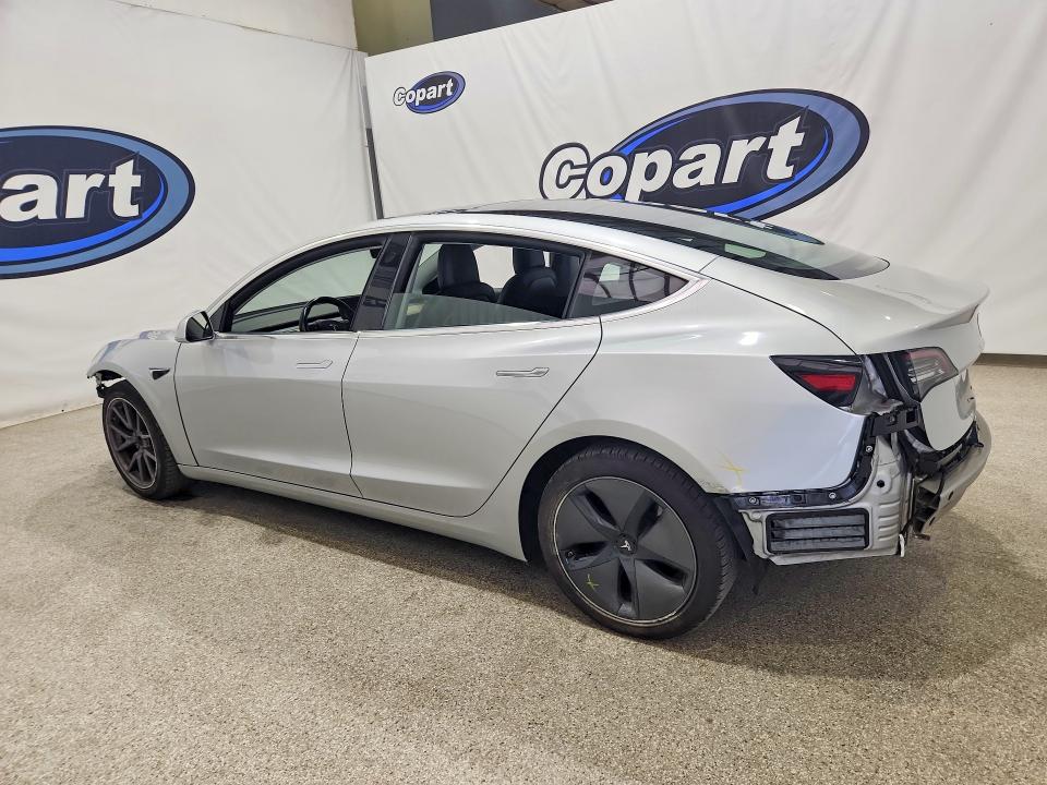 Продажа на аукционе авто 2018 Tesla Model 3, vin: 5YJ3E1EA7JF061290, номер лота: 66046716