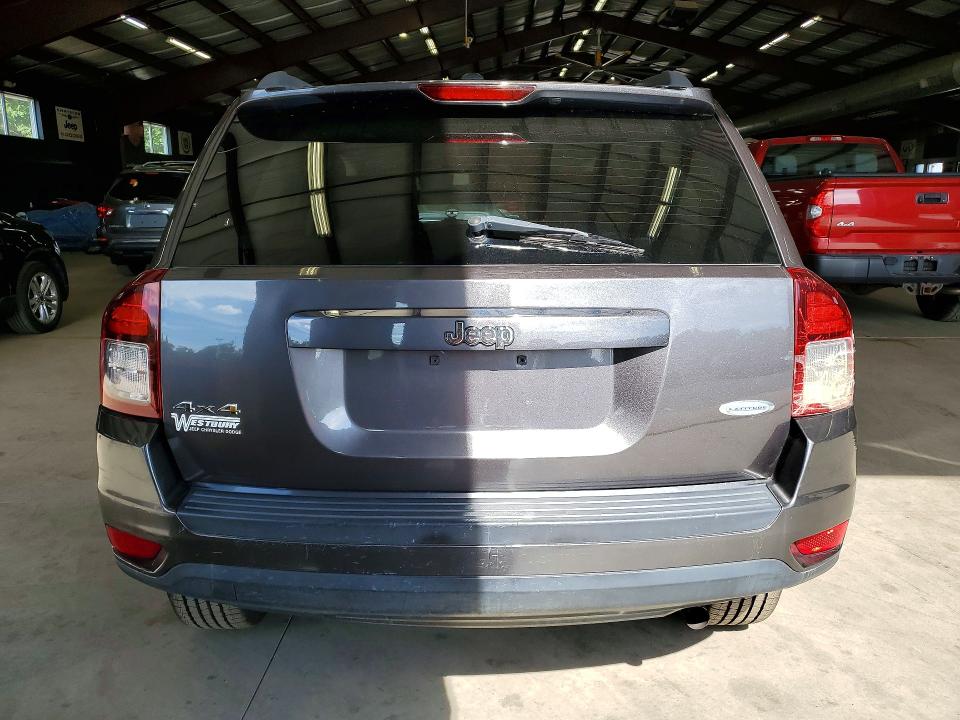 65049116 :رقم المزاد ، 1C4NJDEB2FD163190 vin ، 2015 Jeep Compass مزاد بيع