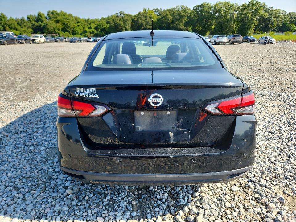 64513396 :رقم المزاد ، 3N1CN8DV3LL886845 vin ، 2020 Nissan Versa مزاد بيع