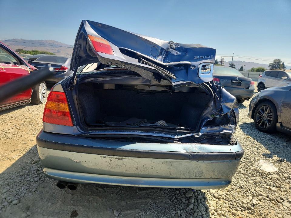Продаж на аукціоні авто 2005 Bmw 330, vin: WBAEV53455KM38900, номер лоту: 64849986