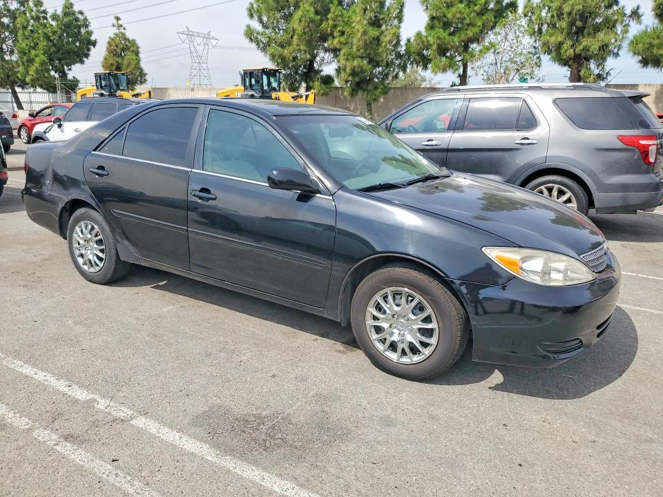 Продаж на аукціоні авто 2002 Toyota Camry, vin: 4T1BE32K82U074025, номер лоту: 64704736