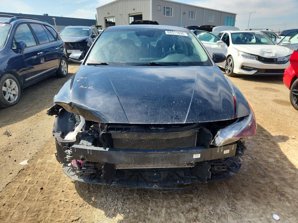 64311036 :رقم المزاد ، KMHLM4AGXNU359470 vin ، 2022 Hyundai Elantra مزاد بيع