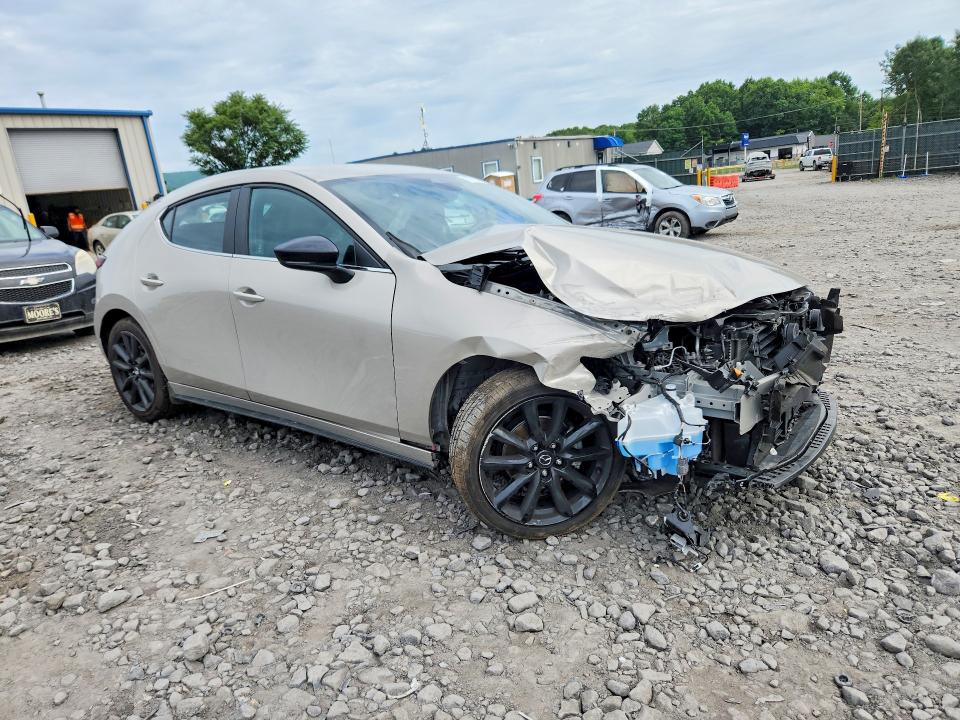 63722186 :رقم المزاد ، JM1BPAKMXR1722030 vin ، 2024 Mazda 3 مزاد بيع