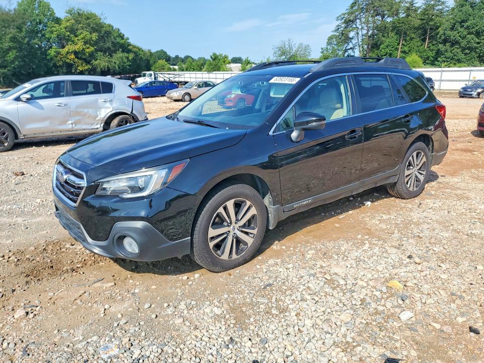 63923166 :رقم المزاد ، 4S4BSANC3J3338273 vin ، 2018 Subaru Outback مزاد بيع