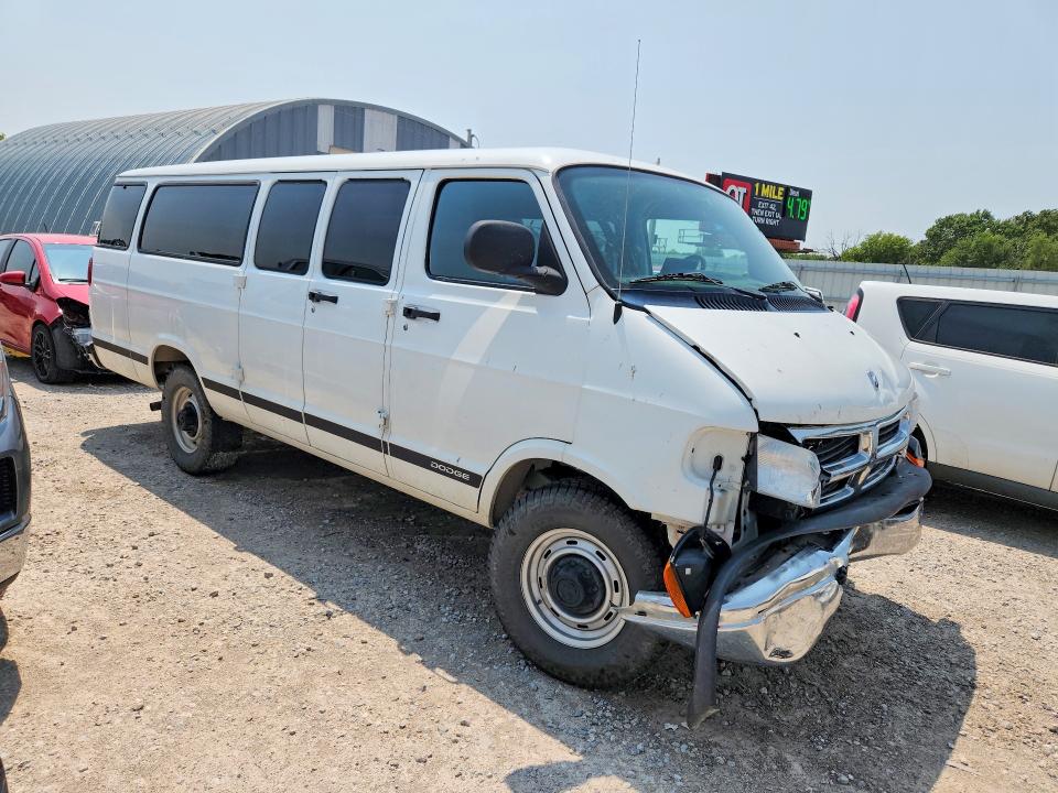 Продажа на аукционе авто 2002 Dodge Ram Wagon, vin: 2B5WB35Z92K125635, номер лота: 64078446