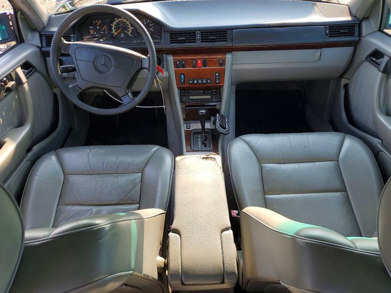 1995 Mercedes-benz E მანქანა იყიდება აუქციონზე, vin: WDBEB31E0SC240130, აუქციონის ნომერი: 64382396