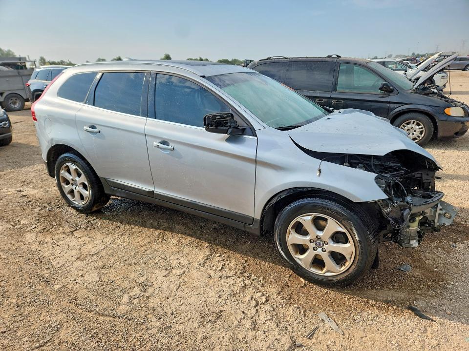 2013 Volvo Xc60 მანქანა იყიდება აუქციონზე, vin: YV4952DL4D2412387, აუქციონის ნომერი: 65700556