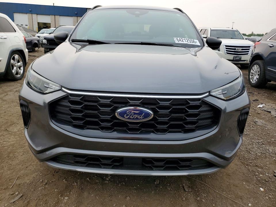 64212556 :رقم المزاد ، 1FMCU0MN1RUA70941 vin ، 2024 Ford Escape مزاد بيع