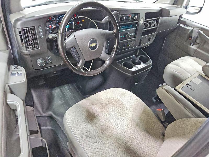 62446916 :رقم المزاد ، 1GCWGAFP4N1213518 vin ، 2022 Chevrolet Express G2500 مزاد بيع