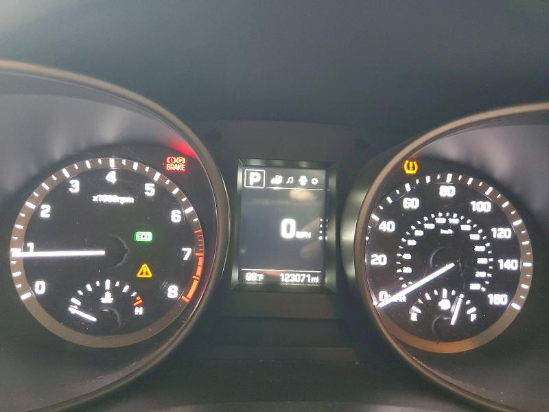 65037886 :رقم المزاد ، 5XYZU3LB1HG426182 vin ، 2017 Hyundai Santa Fe Sport مزاد بيع