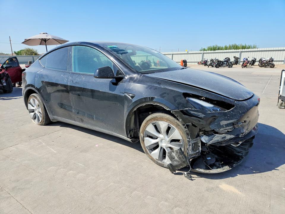 Auction sale of the 2023 Tesla Model Y, vin: 7SAYGDEE0PF797679, lot number: 64055936